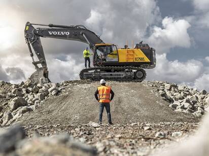 Курс обучения Volvo для операторов машин  